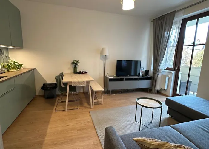 Mischa Apartment *